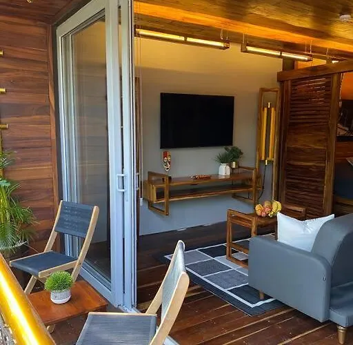 Unique In Playa - Walk To + 5th Avenue Apartamento Playa del Carmen